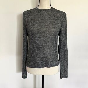 Ribbed lightweight long sleeve top